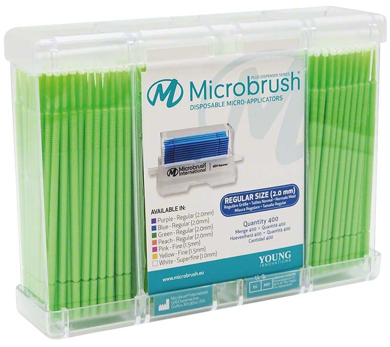 Microbrush Plus Applikatoren in grüner Verpackung mit Sichtfenster und Größenangabe.