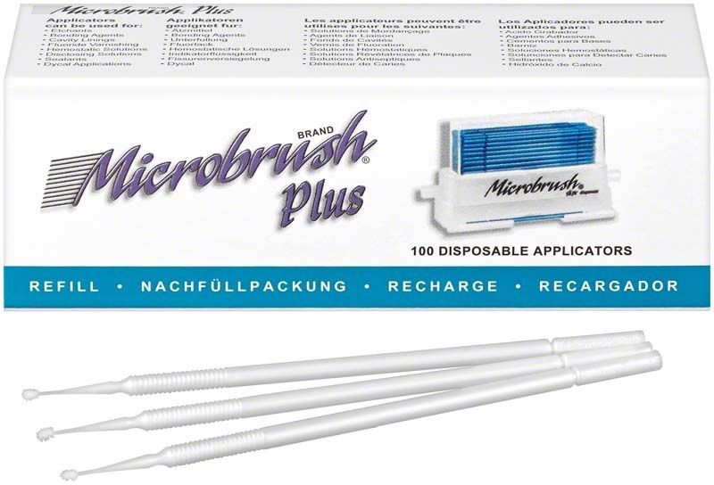 Microbrush Plus Applikatoren in Originalverpackung mit drei weißen Applikatoren.