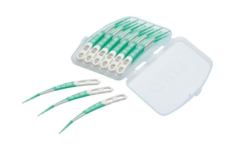 GUM® SOFT-PICKS® Advanced Interdentalbürsten-Set mit Reise-Etui, geöffnet.