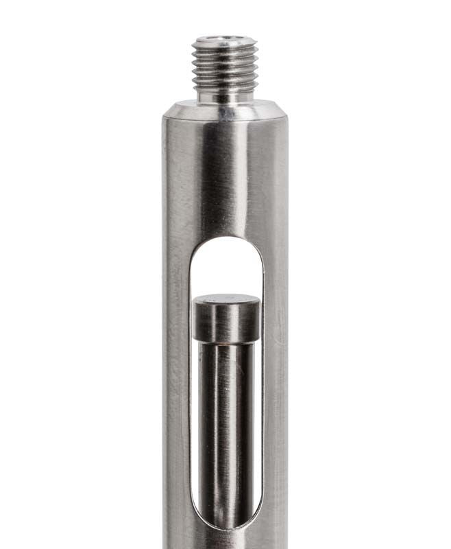 Detailansicht der Edelstahl-Injektionsspritze mit großem Daumenring für Zahnmedizin.