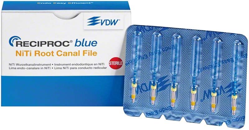 Blisterpackung mit sechs RECIPROC® blue NiTi-Wurzelkanalfeilen, 31mm R50.