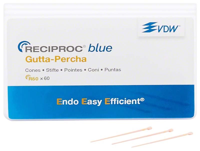 RECIPROC® blue Guttaperchaspitzen R50 auf weißem Hintergrund mit Verpackung.