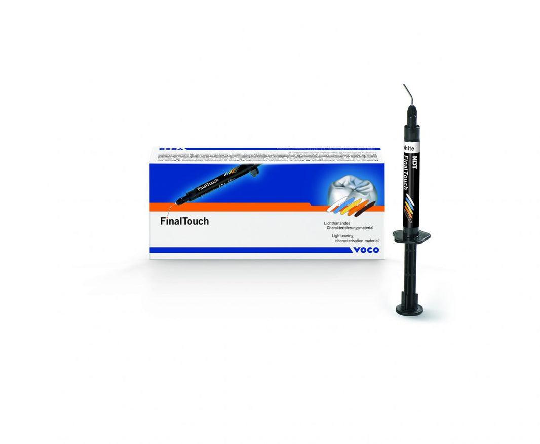 FinalTouch® Spritze in Orange mit Verpackung im Hintergrund.