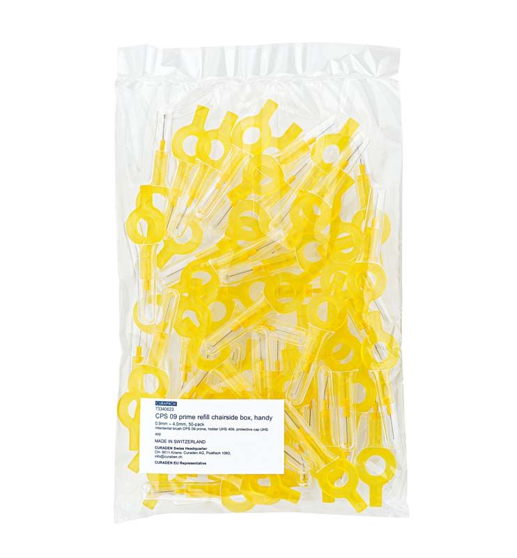 Transparenter Beutel mit gelben CURAPROX CPS prime Interdentalbürsten.