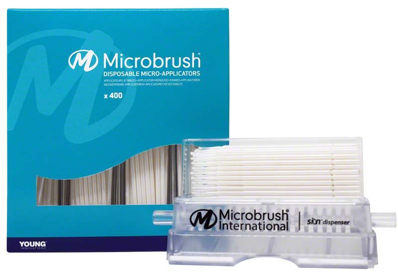 Microbrush® Applikatoren Plus Kit in blauer Verpackung mit 400 weißen Applikatoren.