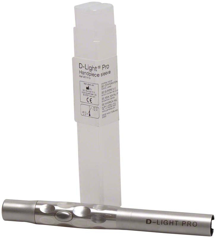 D-Light® Pro Handstückhülle vor weißem Hintergrund mit Verpackung.