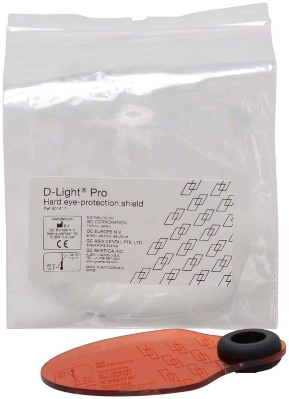 Transparente Verpackung mit D-Light® Pro Augenschutz und Produktinformationen.