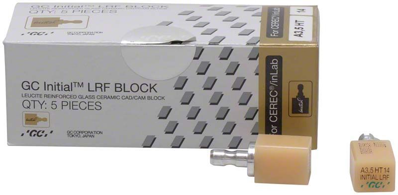 GC Initial™ LRF HT-14 CEREC® A3,5 Block und Verpackung.