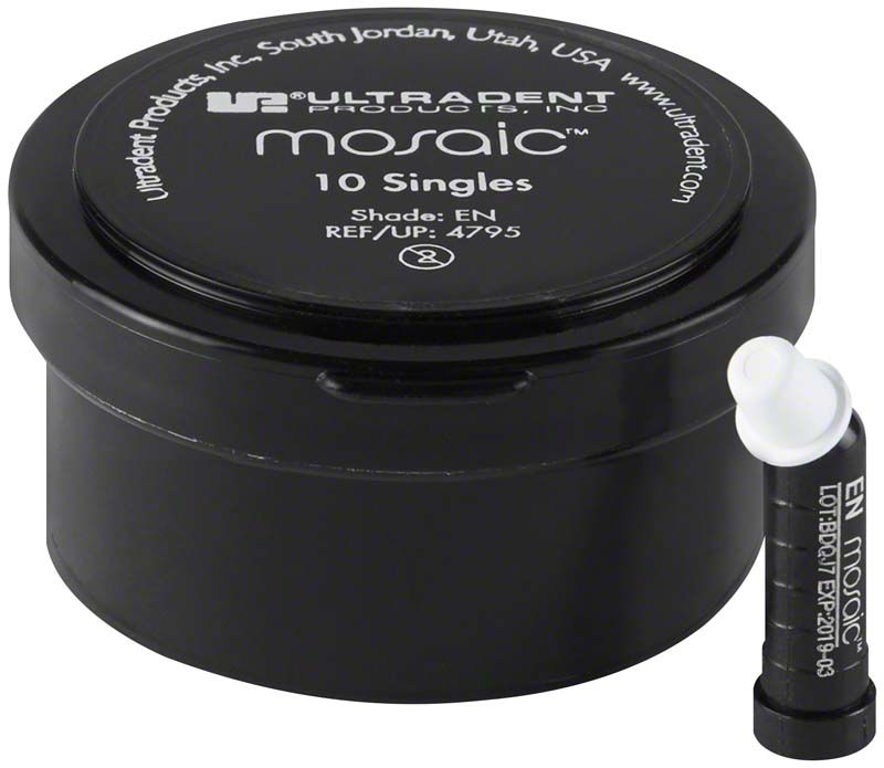 Mosaik™ Singles Zahnfüllmaterial in schwarzer Verpackung mit Applikator.