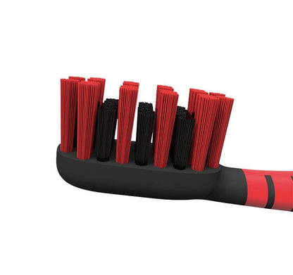 Zahnbürstenkopf mit roten und schwarzen Borsten, speziell für Zahnspangen.