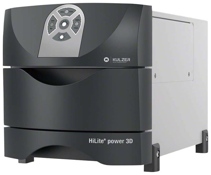 Hochleistungs-Lichtpolymerisationsgerät HiLite power 3D von medic-star mit Bedienelementen.