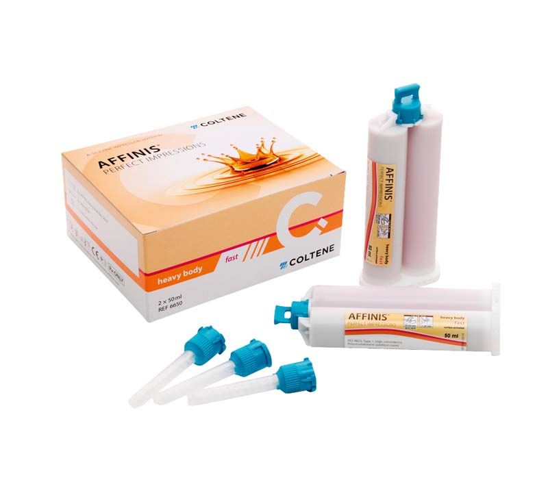 AFFINIS® System 50 fast heavy body Refill, Kartusche mit blauer Mischkanüle.