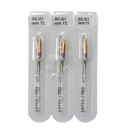 HyFlex™ EDM Niti-Feilen 21mm in Blisterverpackung, drei Feilen nebeneinander.