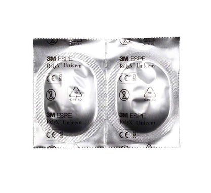 Zwei versiegelte 3M RelyX Unicem Aplicap-Kapseln in silberner Verpackung.
