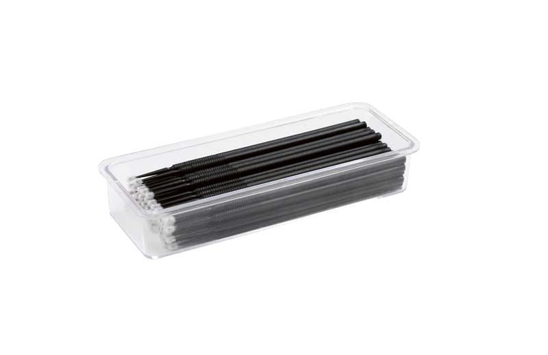 Schwarze Applikatorstäbchen in transparenter Box für One Coat 7.0 Adhäsiv.