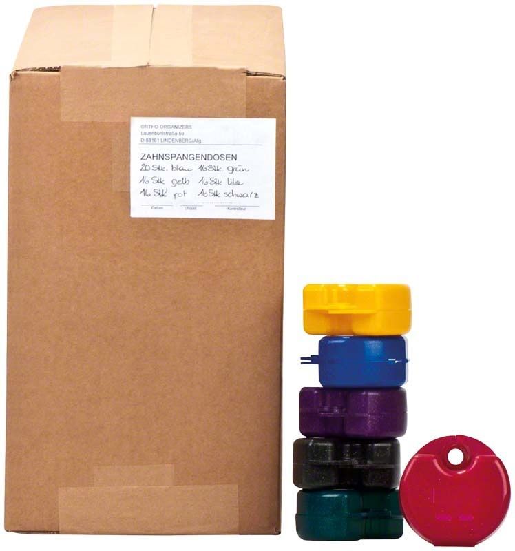 Zahnspangendosen in verschiedenen Farben neben einer braunen Verpackung.