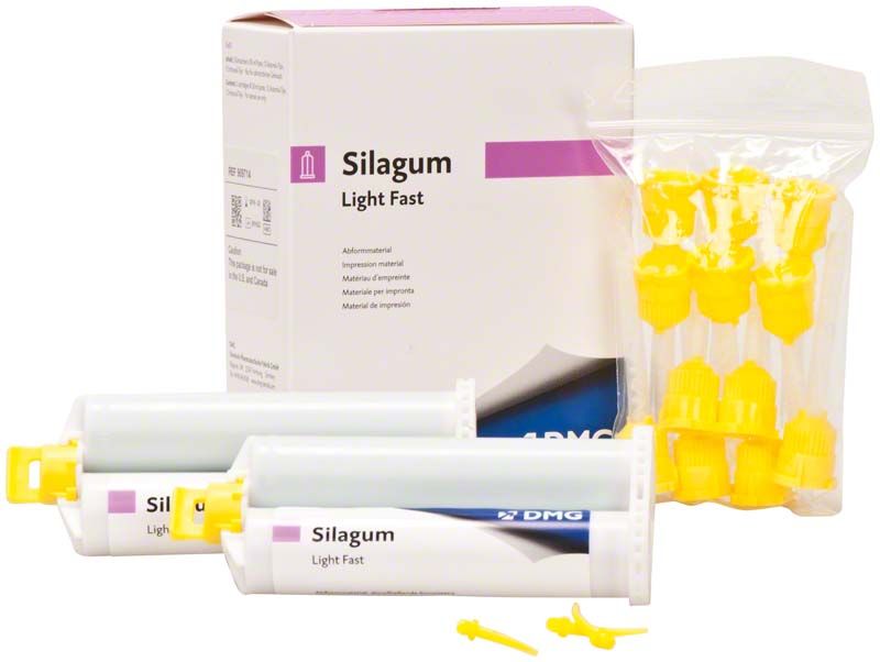 Silagum Automix light fast Korrekturmaterial mit Verpackung und gelben Mischkanülen.