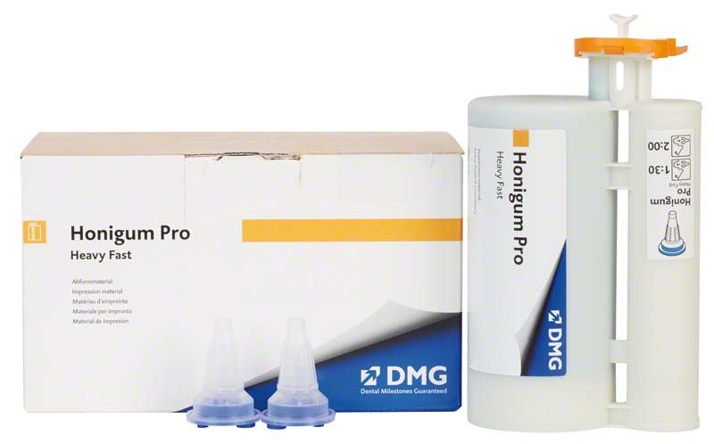 Honigum Pro-Heavy Fast Kartusche 380ml neben Verpackung und Mischdüsen.