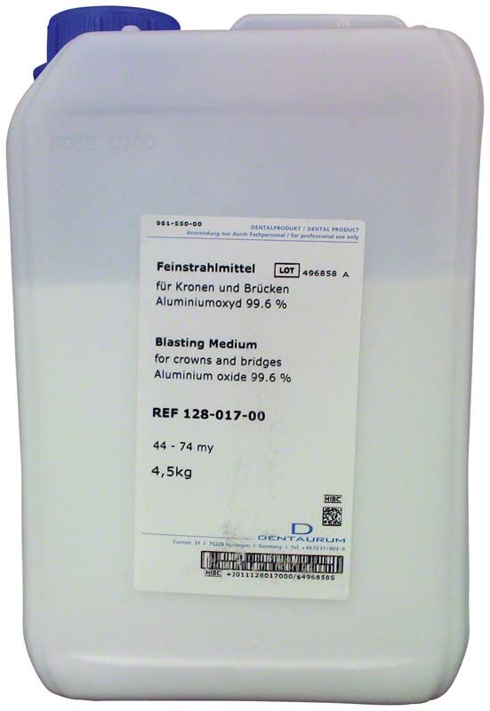 Kunststoffkanister mit Aluminiumoxid-Strahlmittel und Etikett für Dentalanwendung.