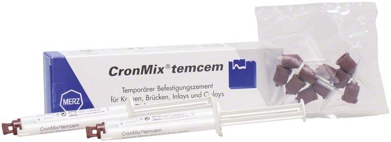 CronMix Temcem Spritzen und Zubehör neben Originalverpackung von Merz Dental.