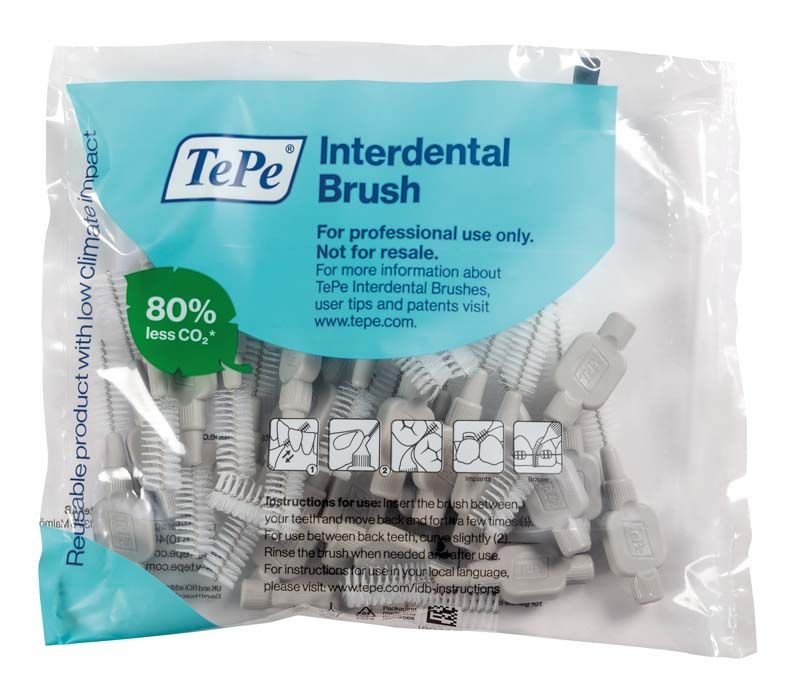 Interdentalbürsten Original in schwarzer Variante in Verpackung mit Umwelthinweis.