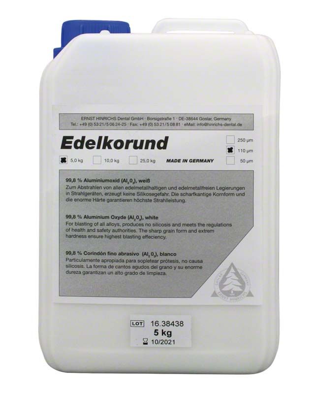 Edelkorund-Strahlmittel in weißem Kanister, 5 kg, mit Etikett und Dosierkappe.