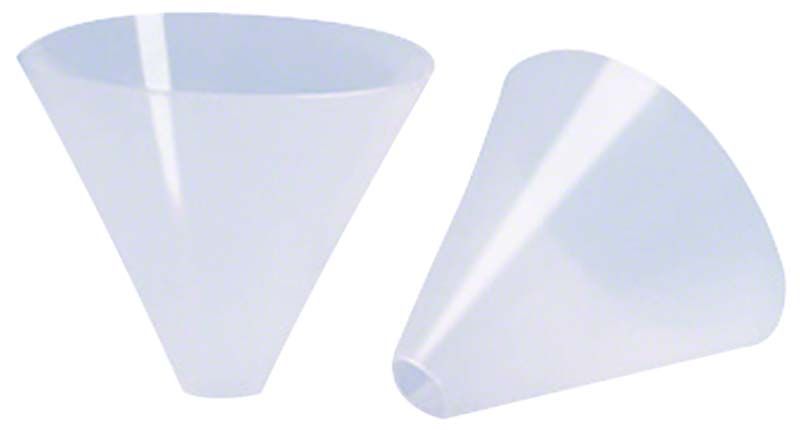 Zwei Gusstrichter aus hochwertigem Kunststoff für Dentalanwendungen.