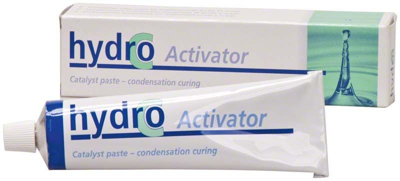 Hydro C Aktivator Tube und Verpackung mit Produktaufdruck.
