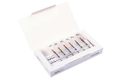 Offene Verpackung mit fünf HyFlex™ CM NiTi-Feilen in Blisterverpackung.