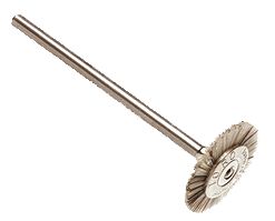 Taurus Bürste mit harten Pferdehaaren, Ø 14,4mm, auf weißem Hintergrund.