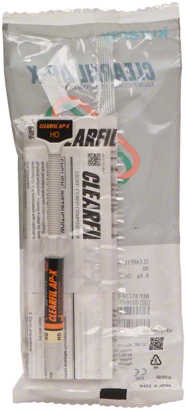 Klarsichtverpackung mit Clearfil AP-X Spritze HO und Produktinformationen.