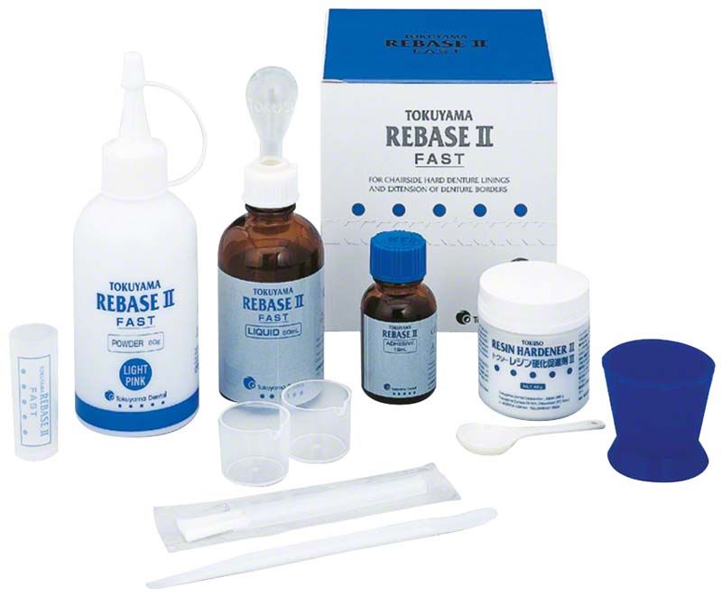 Rebase II Fast Kit mit Flüssigkeit, Pulver und Zubehör für Zahnmedizin.