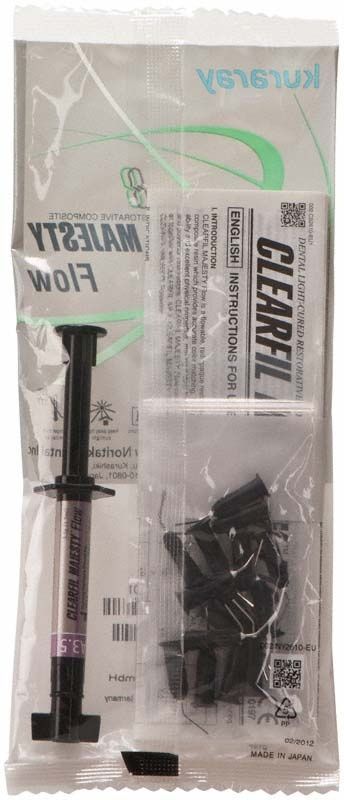 Kuraray Clearfil Majesty Flow Spritze A3,5 in Originalverpackung.