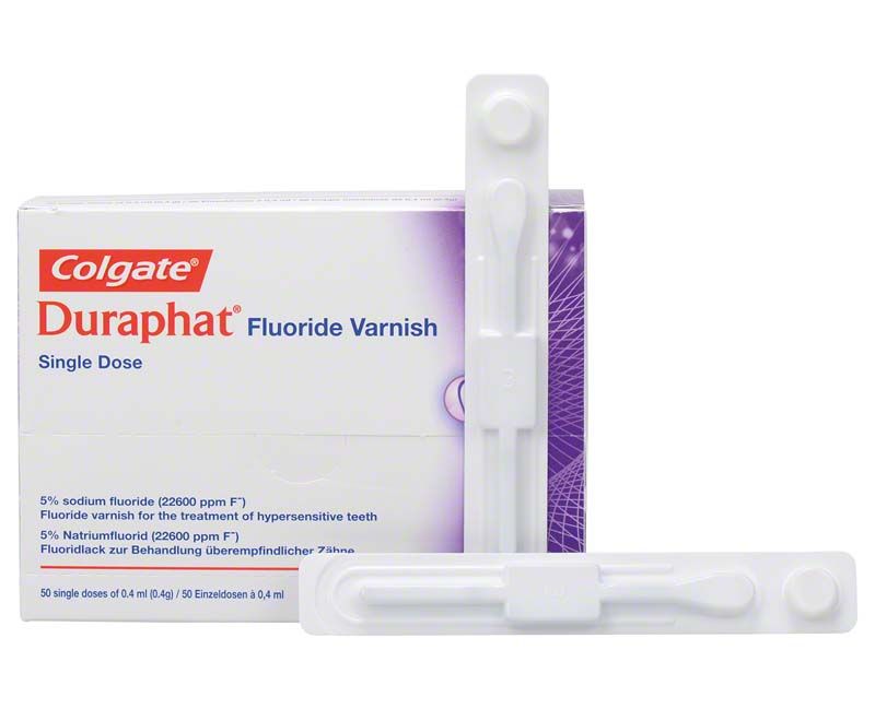 Duraphat® Einzeldosis-Packung mit zwei Applikatoren, Fluoridlack für Zahnschutz.