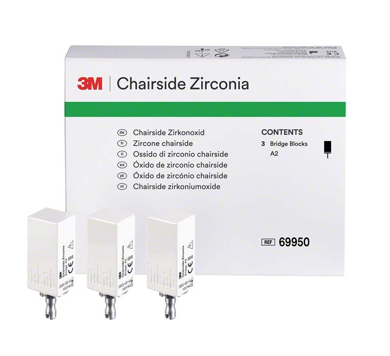 3M™ Chairside Zirkoniumoxid 39mm A2 mit Verpackung und drei Blöcken.