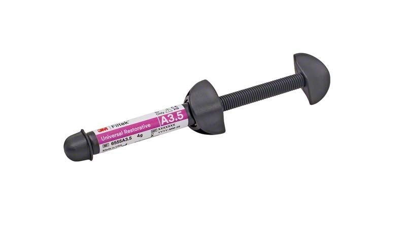 Filtek™ Universal Restorative Spritze A3,5 mit grauem Kolben und Etikett.
