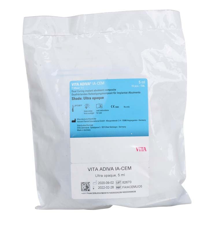 VITA ADIVA® IA-CEM im wiederverschließbaren Beutel mit Etikett und Produktdetails.