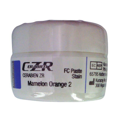 CERABIEN ZR FC Paste Stain Mamelon Orange 2 in weißem Behälter mit Etikett.