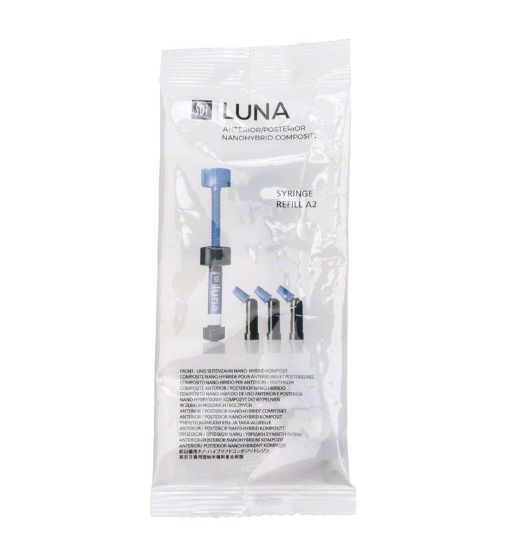Luna Spritze A2 in transparenter Verpackung mit blauer Kappe und Zubehör.