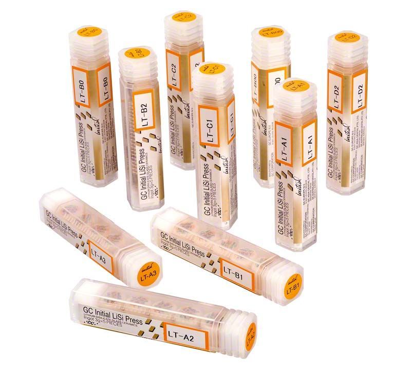 GC Initial™ LiSi Press LT D2 Keramikpresslinge in transparenter Verpackung.