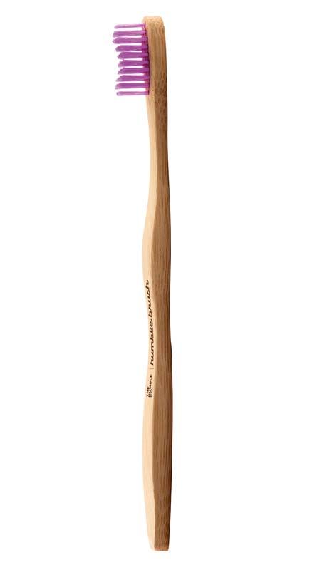 Humble Brush Zahnbürste für Erwachsene mit lila Borsten, mittlere Härte.