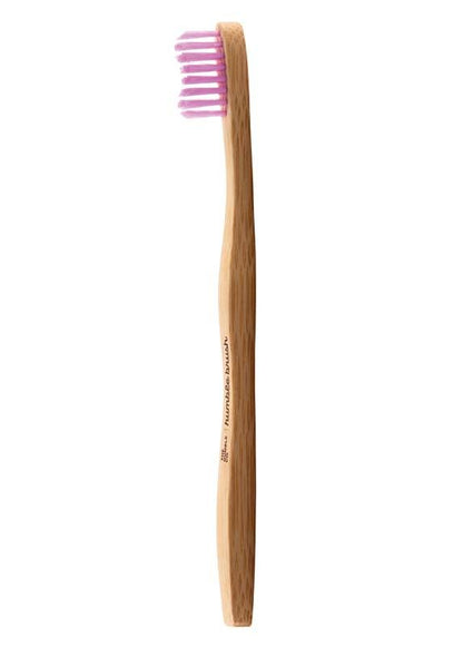 Humble Brush Kinderzahnbürste ultrasoft in Lila mit Bambusgriff.