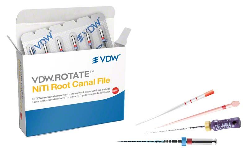 VDW.ROTATE™ System Kit 30 mit NiTi-Wurzelkanalinstrumenten im offenen Karton.