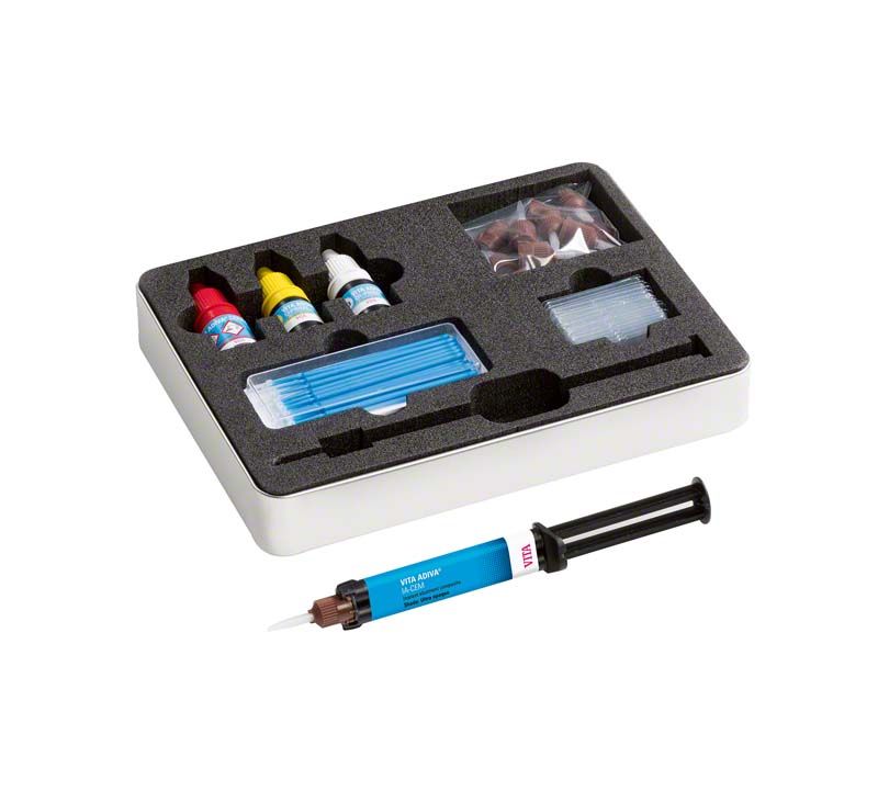 ADIVA IA-CEM VITA Set mit Spritze und verschiedenen Komponenten in Schaumstoffeinlage.