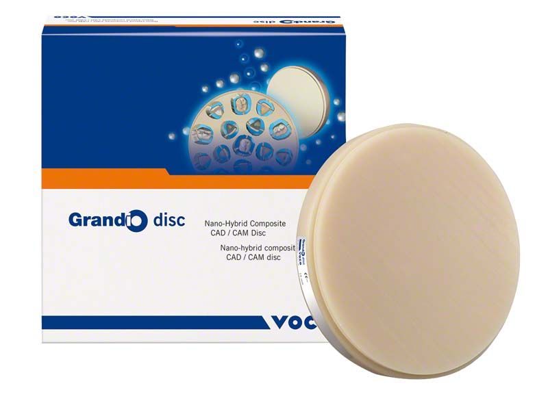 Grandio disc LT BL CAD/CAM-Disc mit Verpackung im Hintergrund.