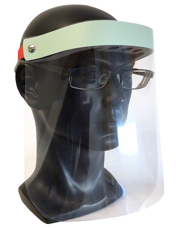 Gesichtsschutzvisier Modell 01 PMMA auf schwarzem Kopfmodell mit Brille.