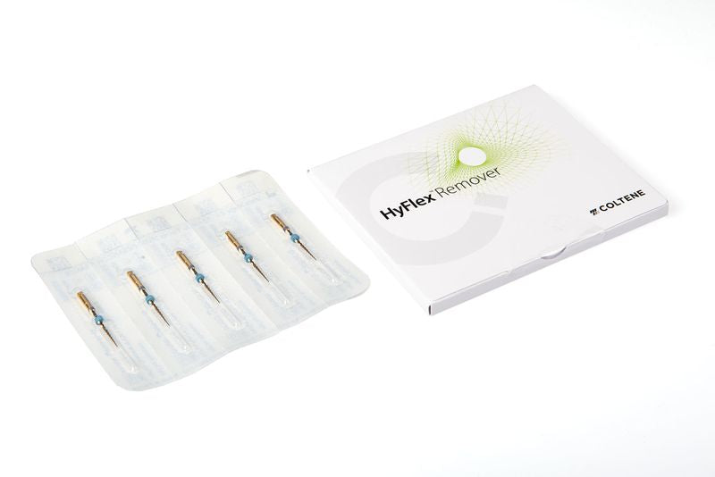 HyFlex™ Remover 30/.07 Feilen im Blister und Verpackung auf weißem Hintergrund.