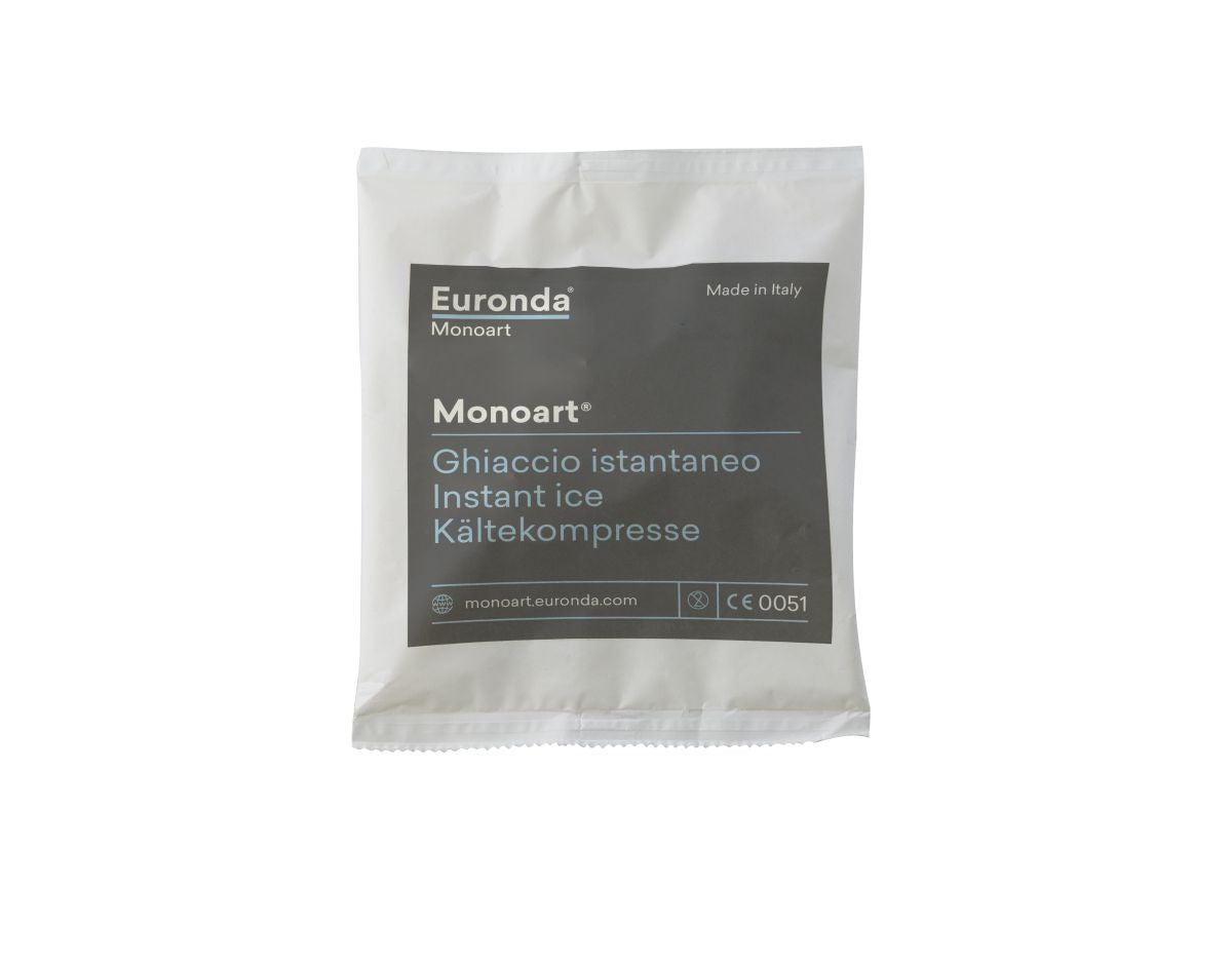 Monoart Einmal-Kältekompresse K2P Beutel mit Verpackungstext.