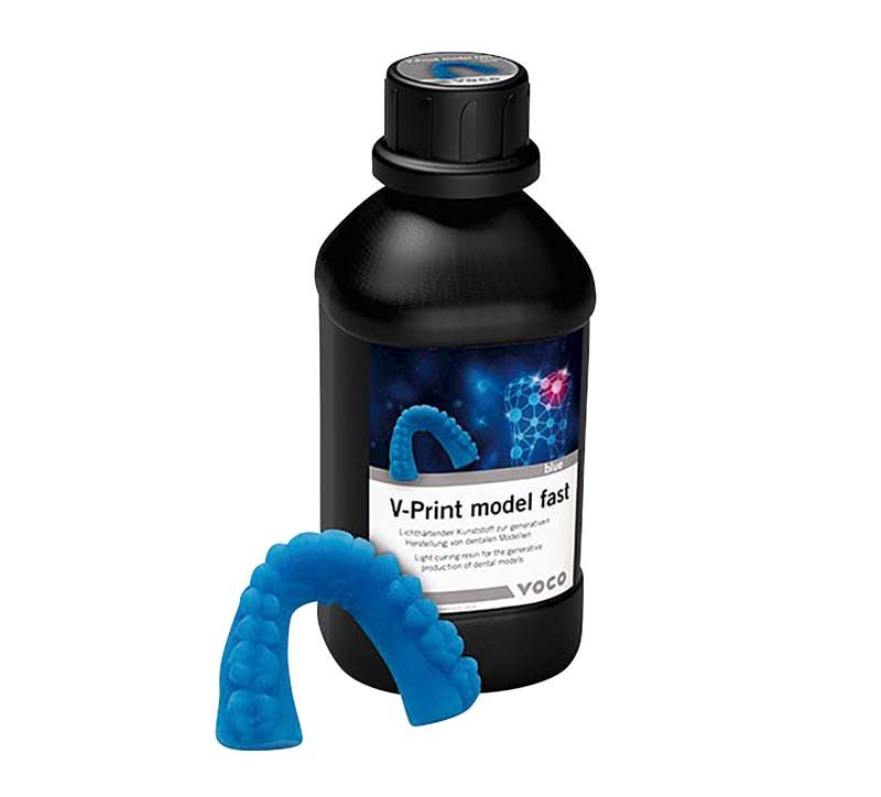 Schwarze Flasche V-Print® model blau mit blauem Zahnmodell.