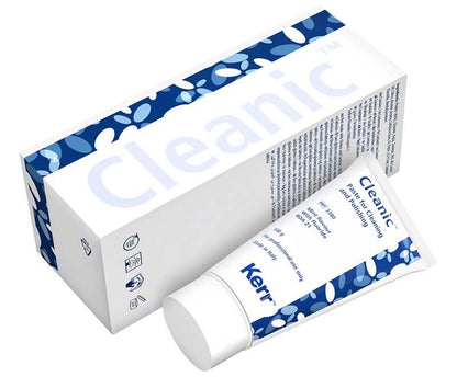 Cleanic™ Prophy-Paste Tube und Verpackung mit blauen Designelementen.